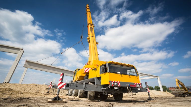 The Only Way to Get the Job Done is with Rough Terrain Cranes in Chicago